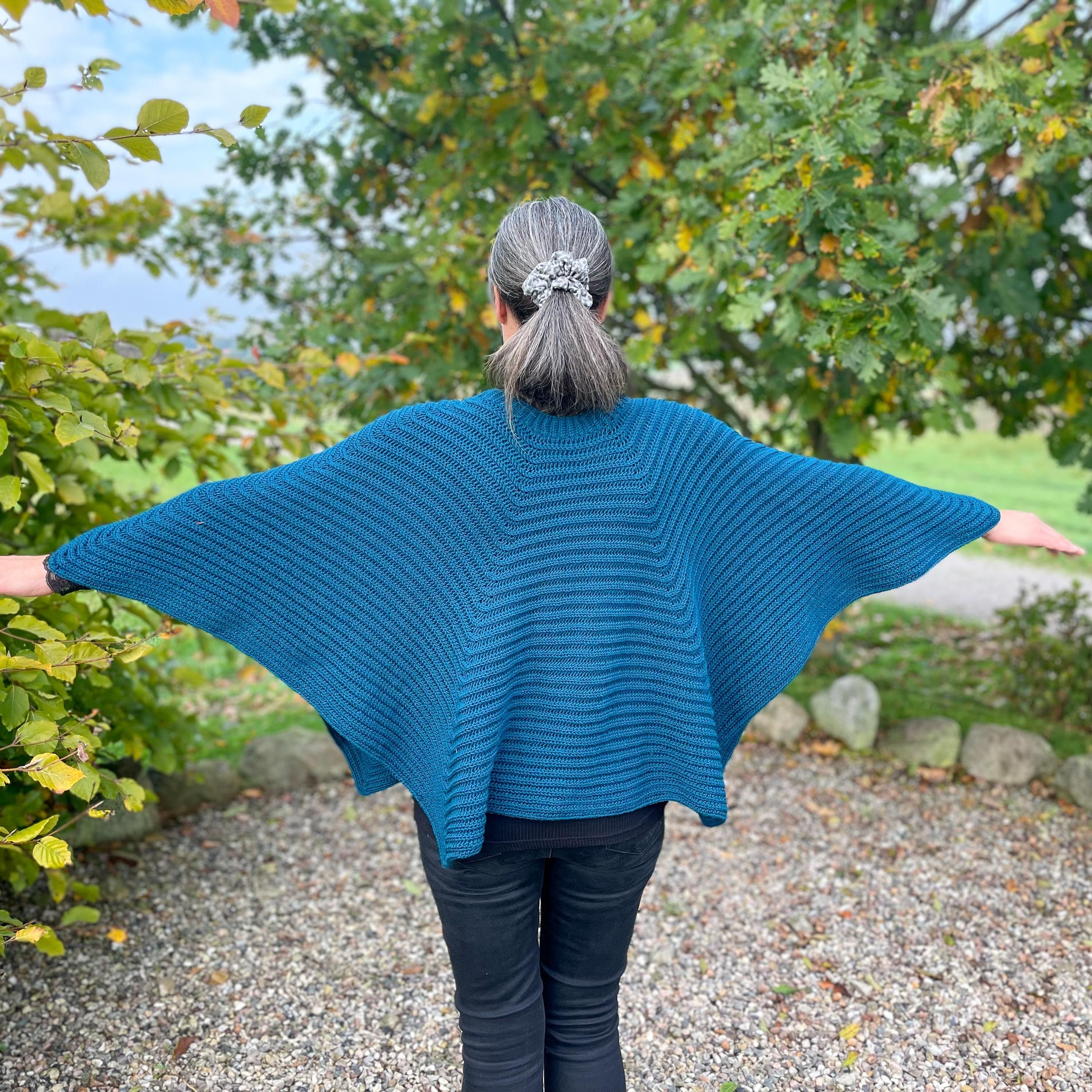 Embrace - Capelet - Image 4