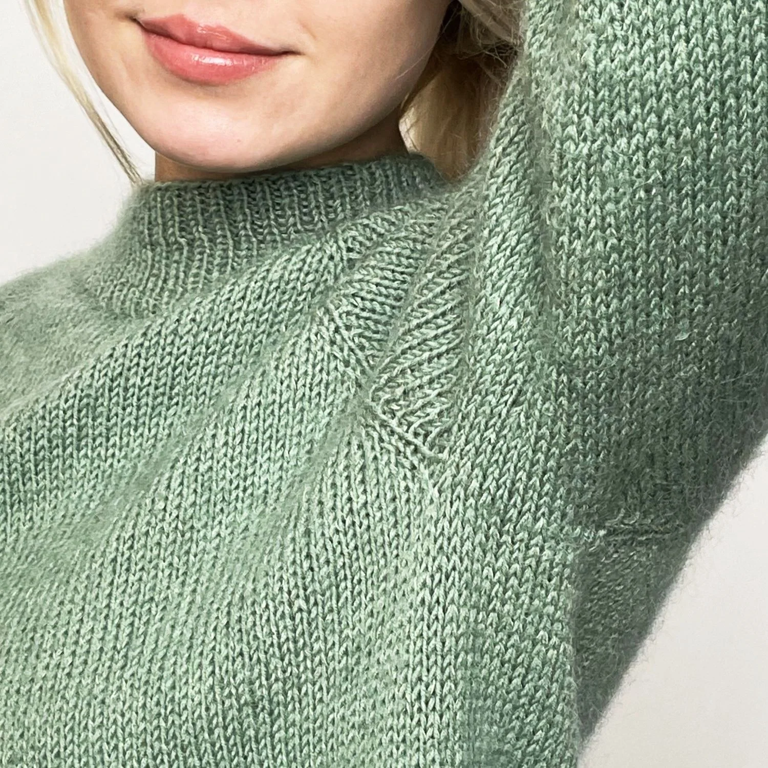 Sandy - Sweater - Image 6