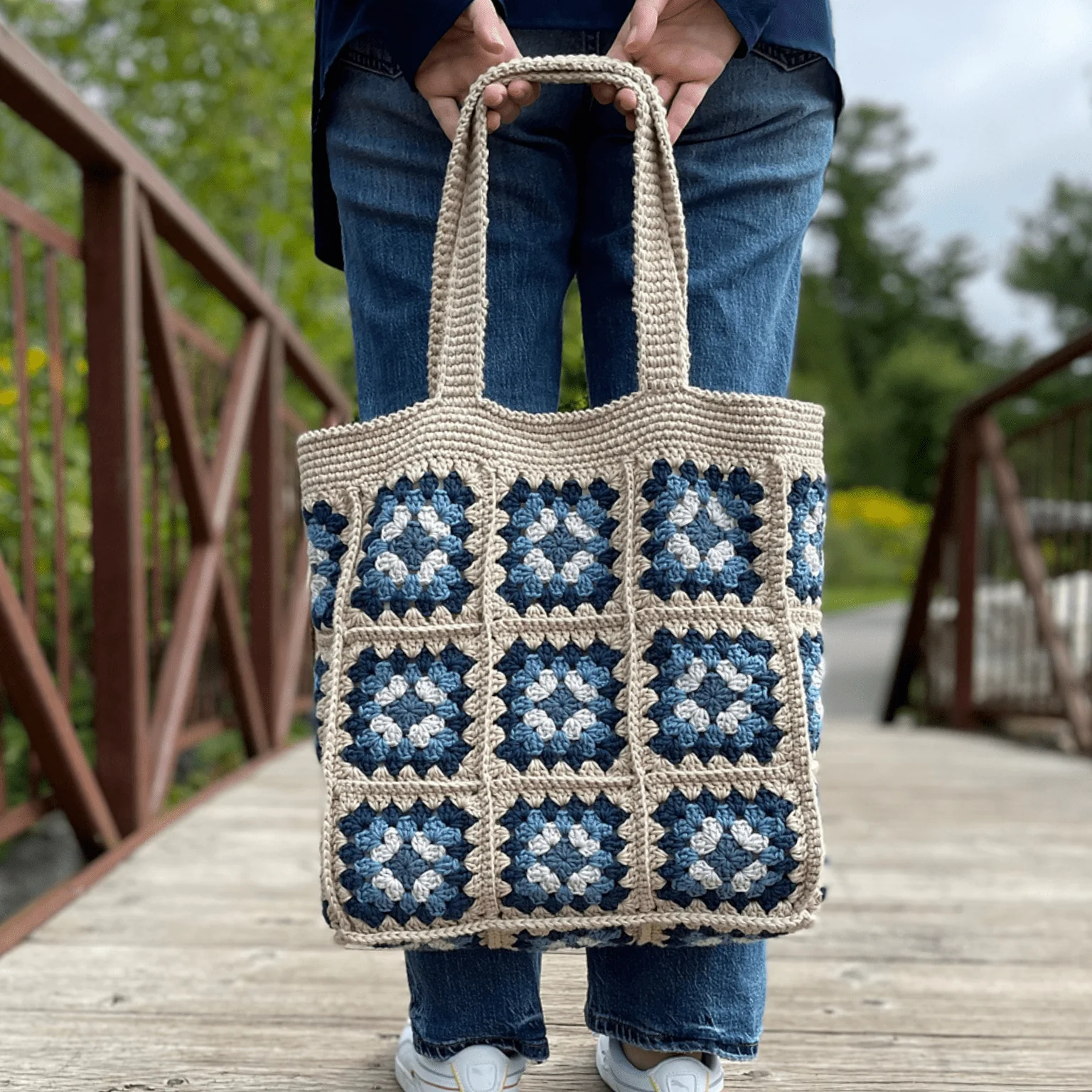 Stevie - Tote - Image 4