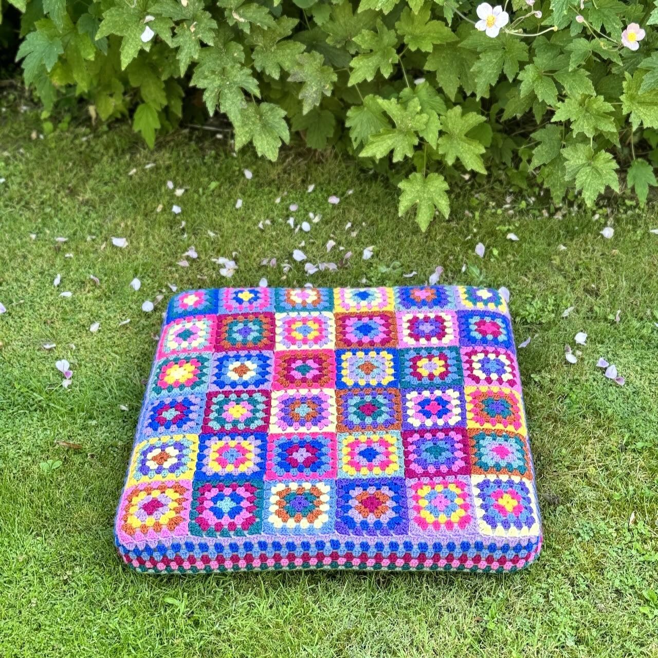 Kafka’s Dog Bed - Image 5