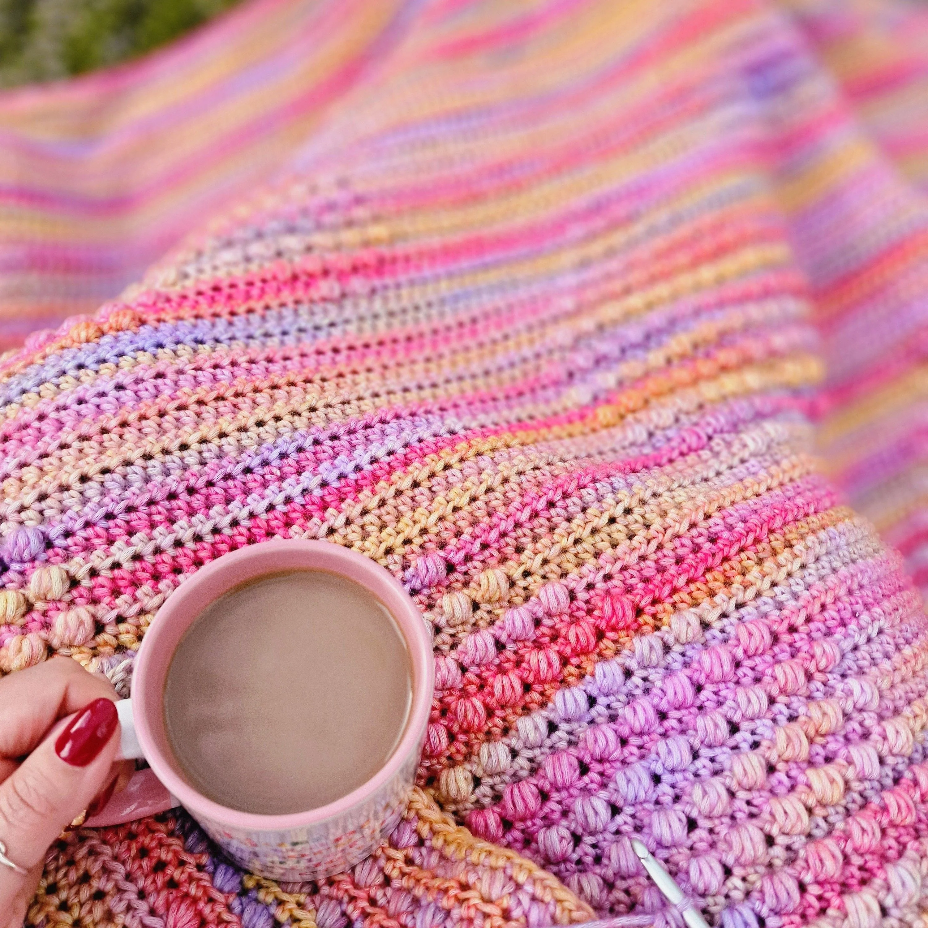 Hugs and Hearts - Blanket - Image 6