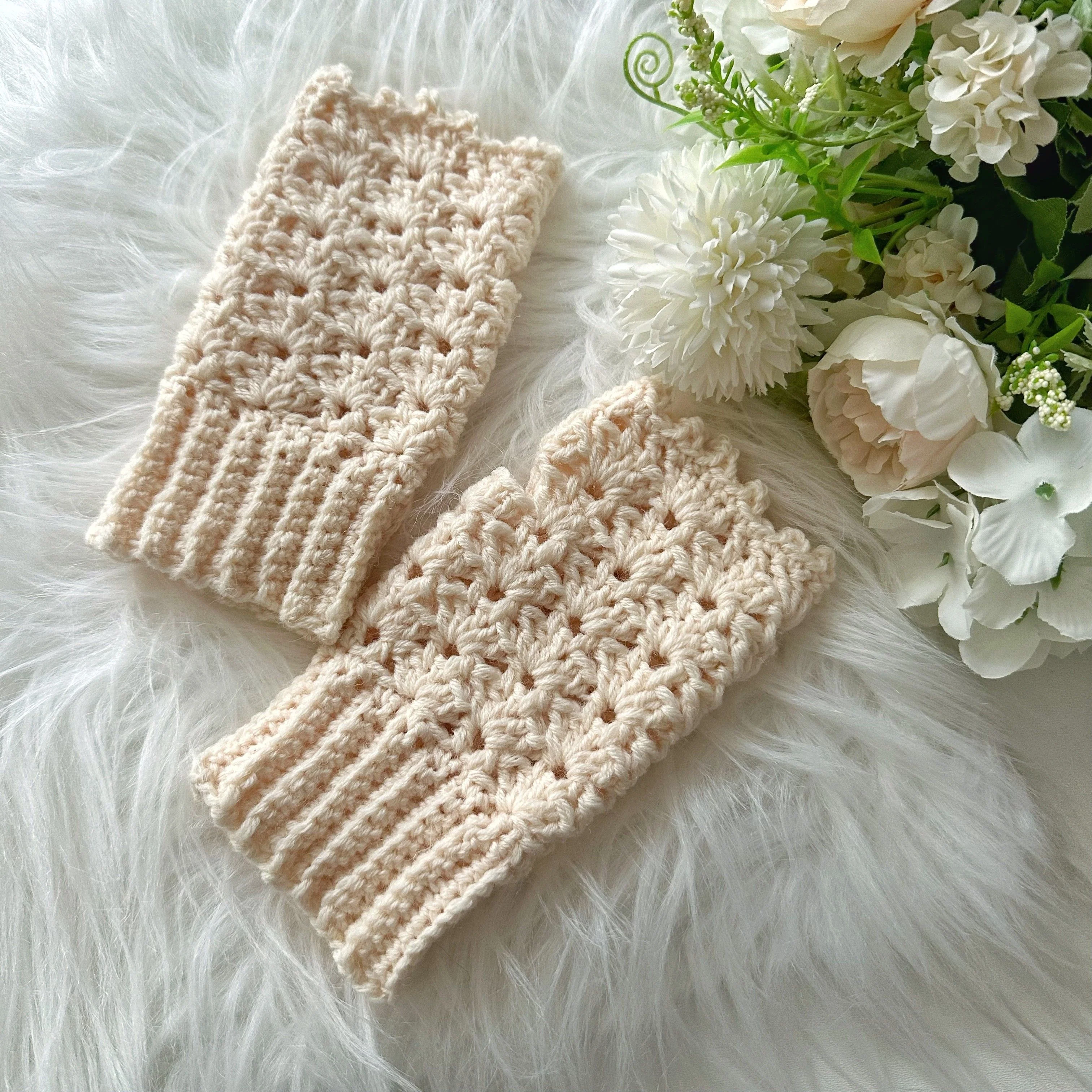 Icy Thistle - Fingerless Gloves - Image 7