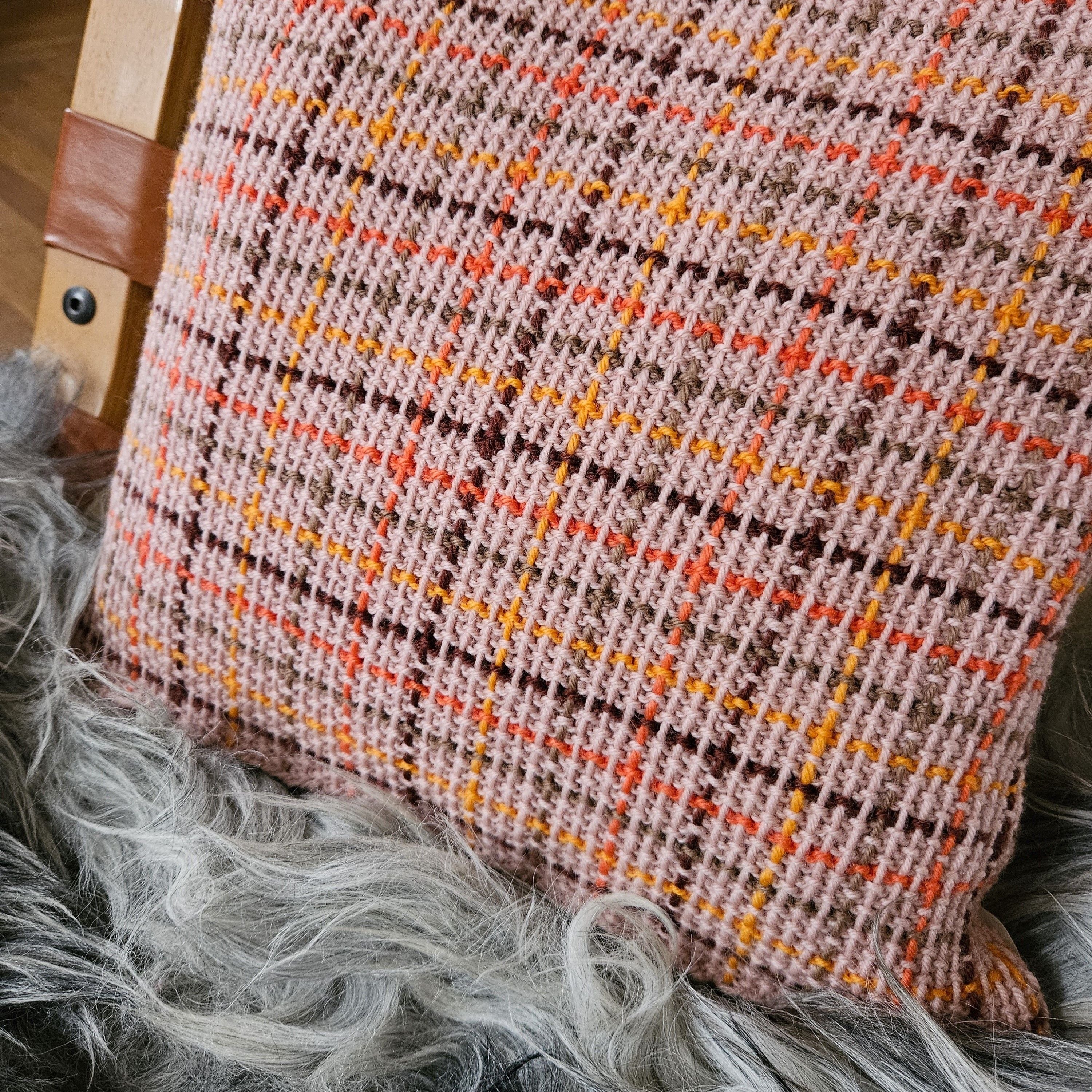 Tartan 2 - Pillow - Image 2