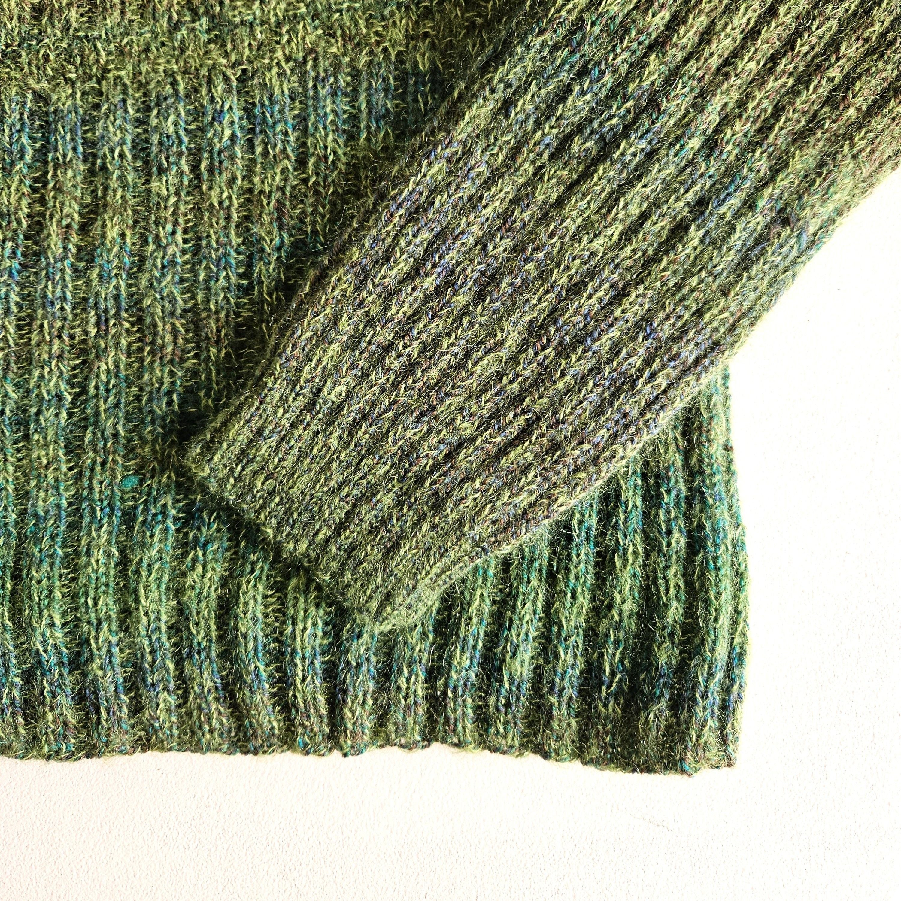 Anne – Sweater - Image 4