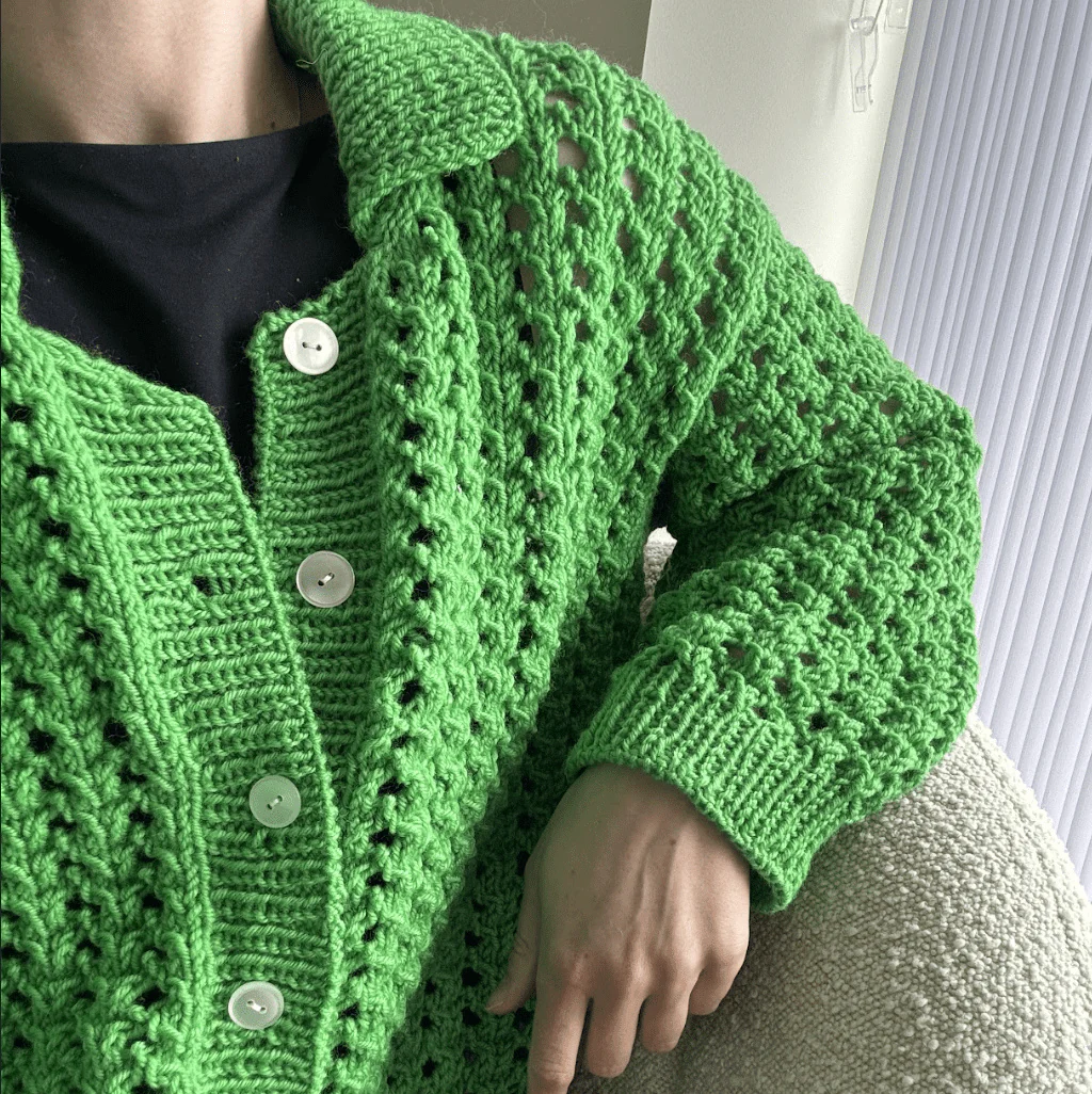 Easy Hole Structure Polo Cardigan - Image 3