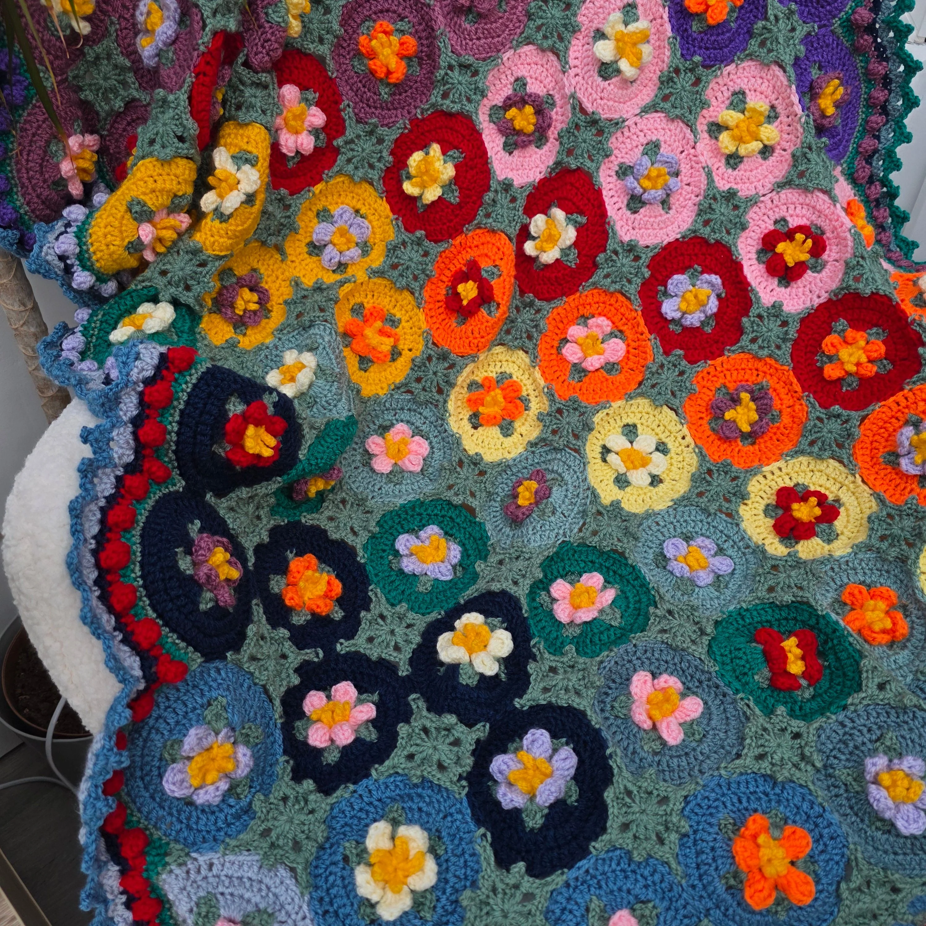 Macaroon Blossom - Blanket - Image 3