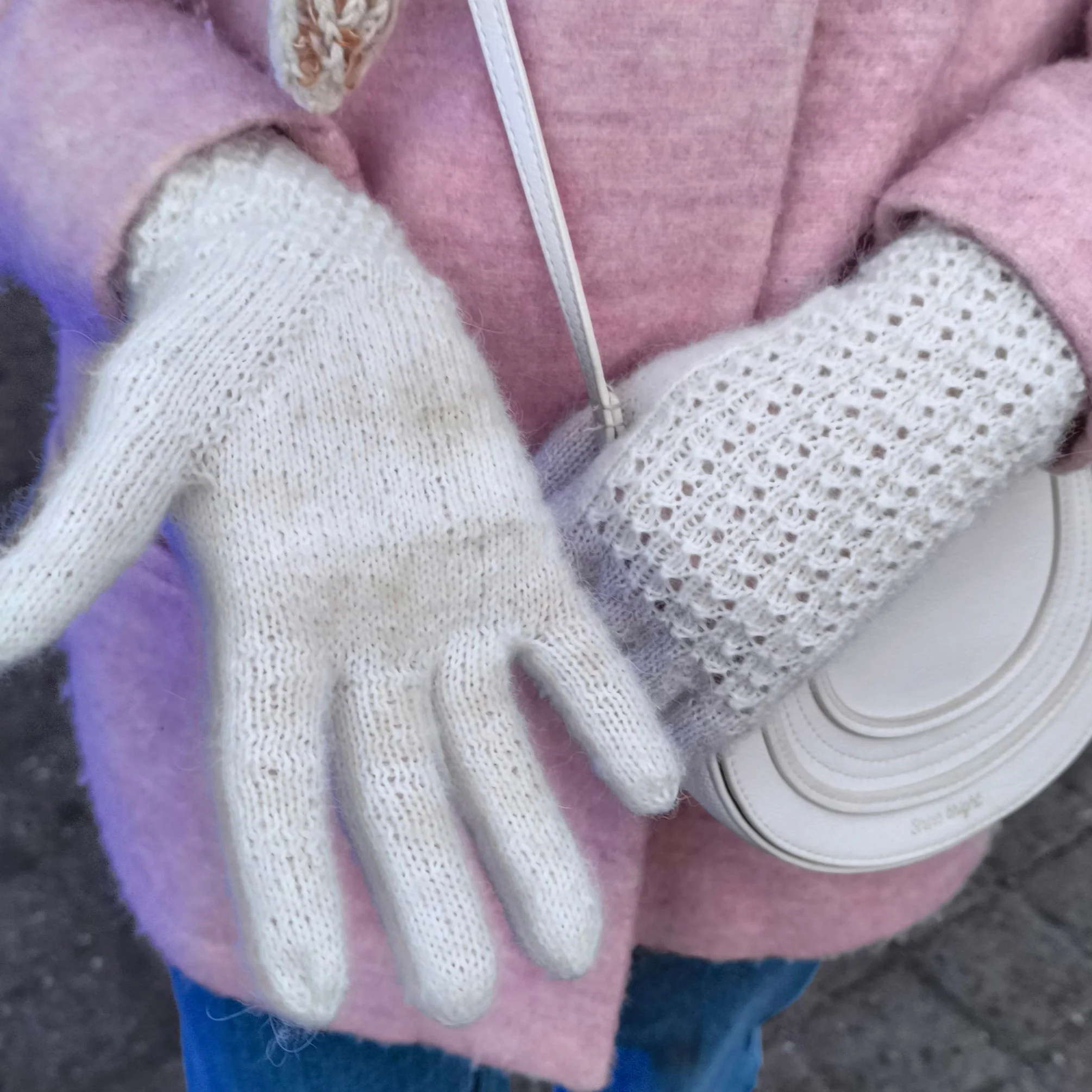 Snow Gloves - Image 5