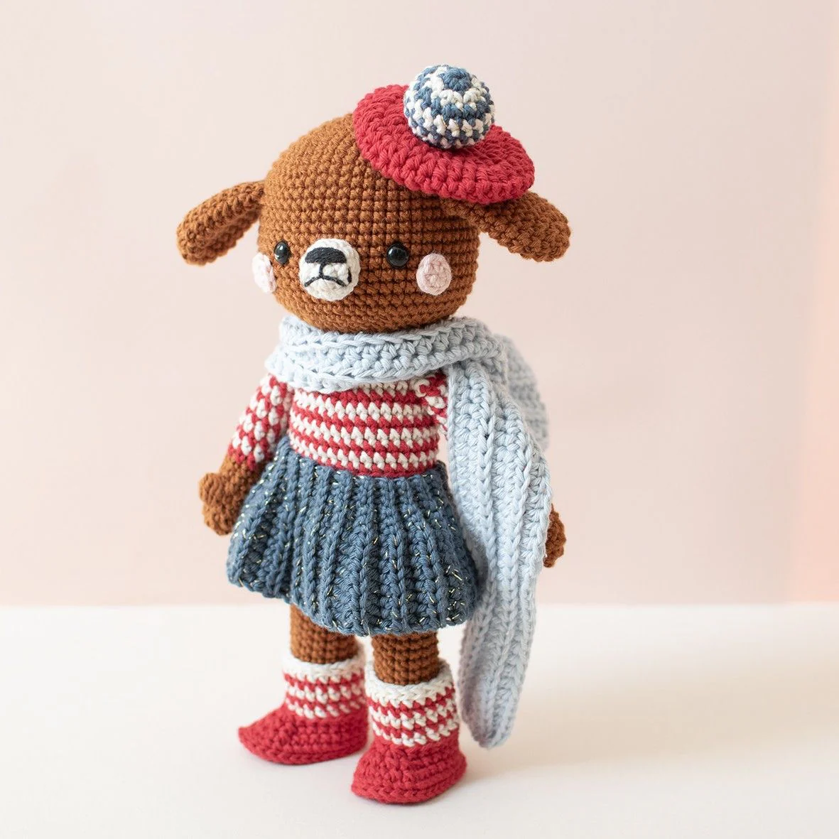 Madeleine Dog - Virkkauspaketti - Image 4